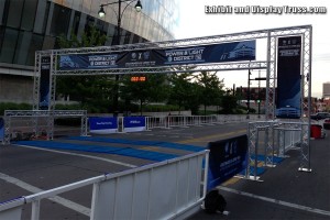 This very wide FL-7 finish line structure can scale up or down in size as needed. Great value for any race director as it allows them to safely provide the perfect finish line for any event or marathon race.